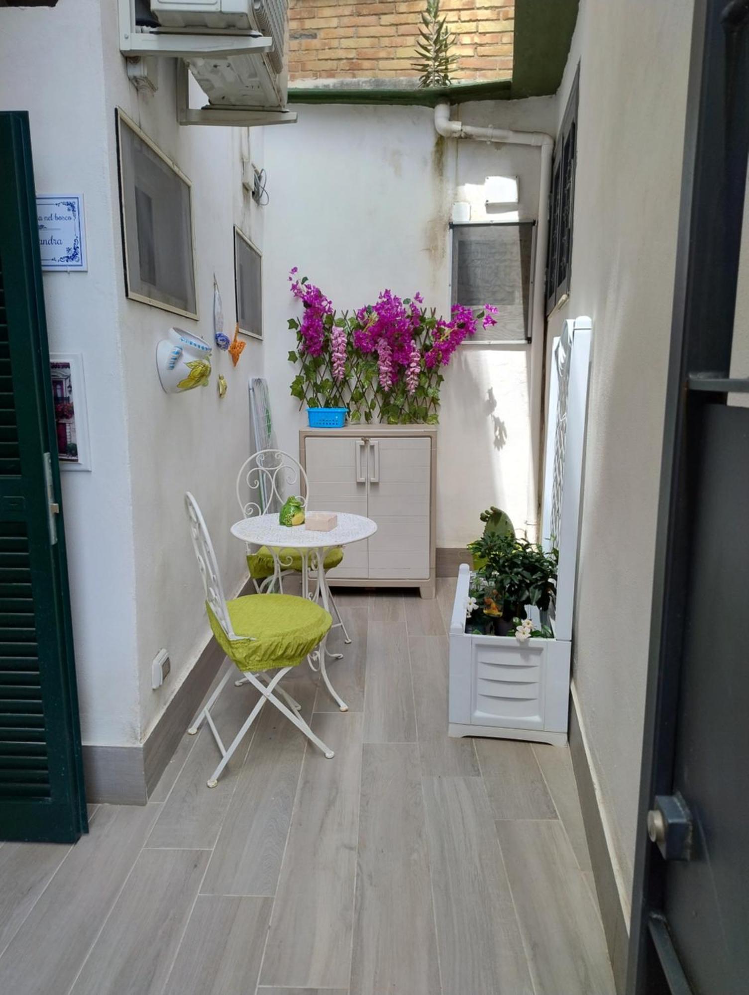 Ferienwohnung La Casita Nel Bosco Neapel Exterior foto